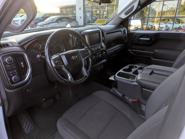 Photo of 2021 Iridescent Pearl Tricoat Chevrolet Silverado 1500