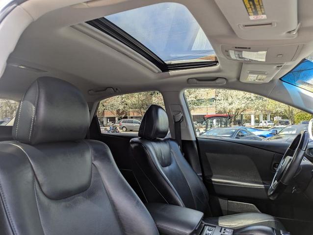Photo of 2013 Pearl White Lexus RX 350