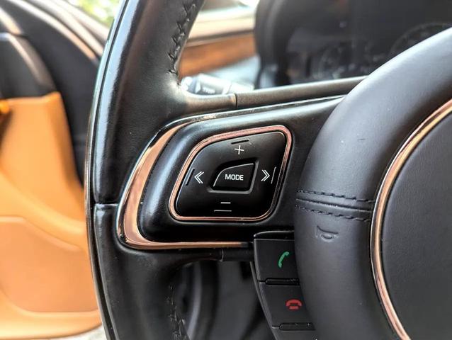 Photo of 2017 Gray Jaguar XJ