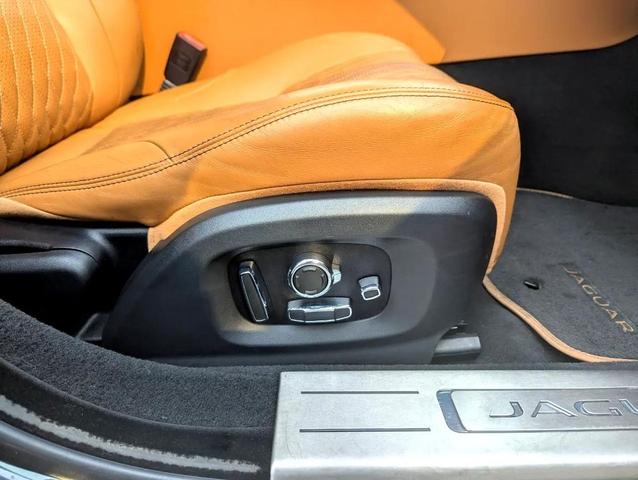 Photo of 2017 Gray Jaguar XJ