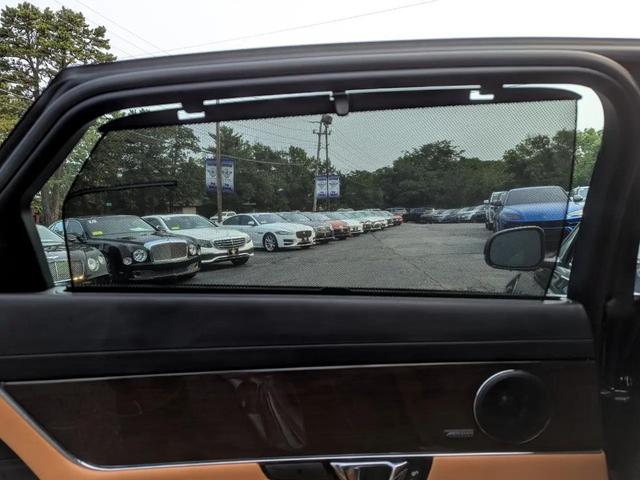 Photo of 2017 Gray Jaguar XJ