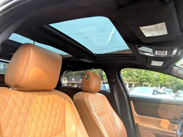 Photo of 2017 Gray Jaguar XJ
