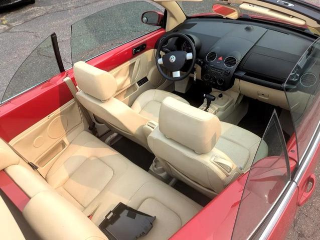Photo of 2008 Red Volkswagen New Beetle
