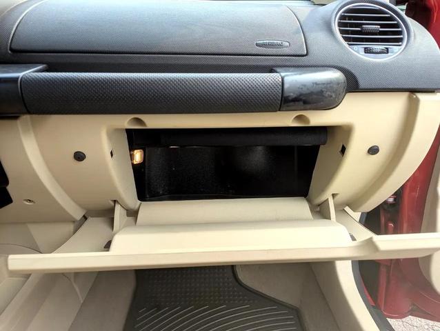 Photo of 2008 Red Volkswagen New Beetle