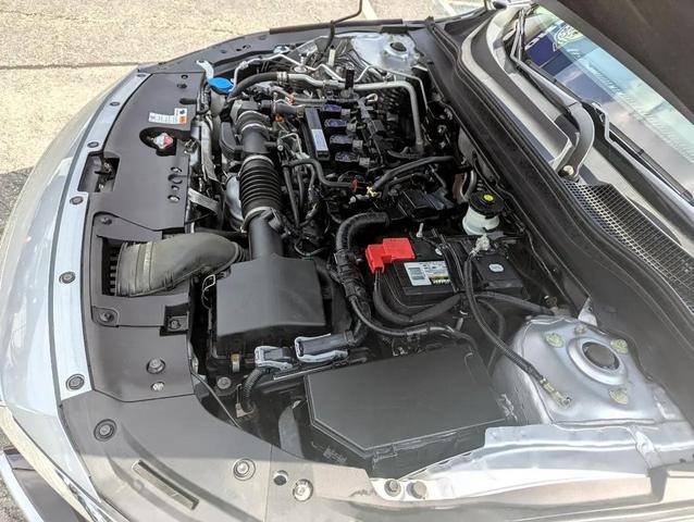 Photo of 2018 Lunar Silver Metallic Honda Accord