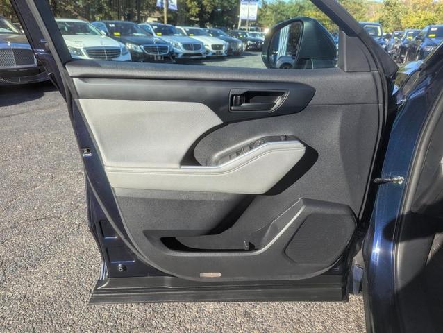 Photo of 2023 Blueprint Toyota Highlander Hybrid