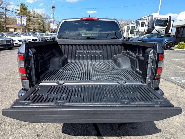 Photo of 2023 Gun Metallic Nissan Frontier