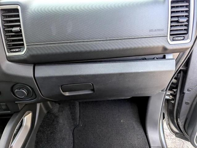 Photo of 2023 Gun Metallic Nissan Frontier