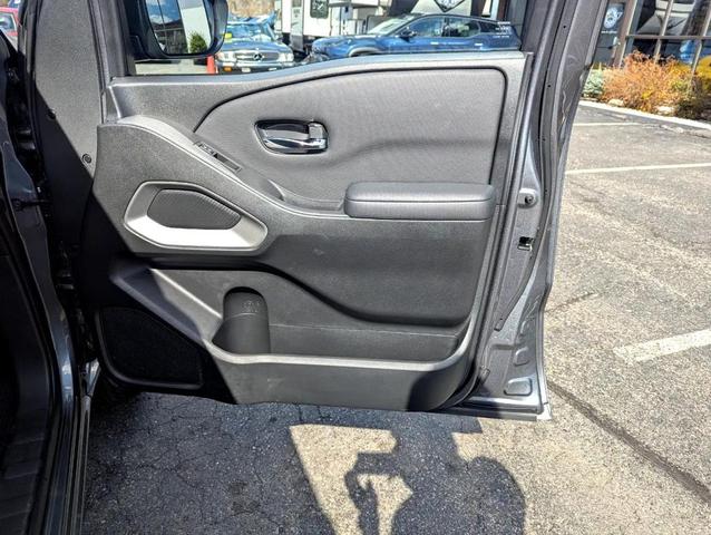 Photo of 2023 Gun Metallic Nissan Frontier
