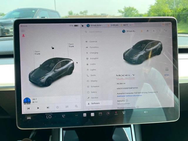 Photo of 2021 Midnight Silver Metallic Tesla Model Y