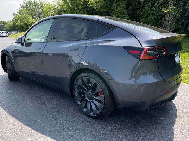 Photo of 2021 Midnight Silver Metallic Tesla Model Y