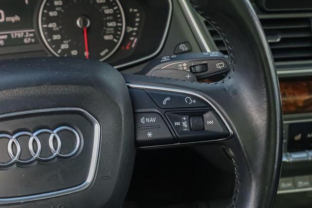 Photo of 2018 Utopia Blue Metallic Audi Q5