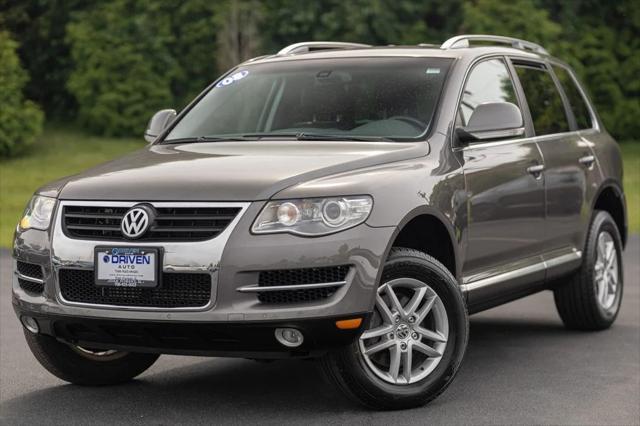 2008 Volkswagen Touareg 2
