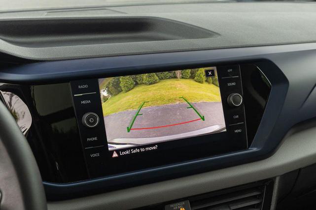Photo of 2022 Pure Gray Volkswagen Taos