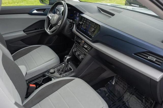 Photo of 2022 Pure Gray Volkswagen Taos