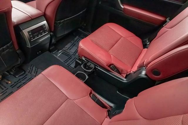 Photo of 2022 Atomic Silver Lexus GX 460