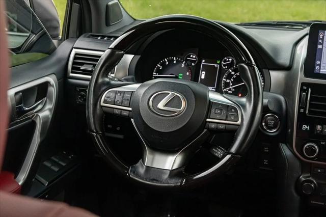 Photo of 2022 Atomic Silver Lexus GX 460
