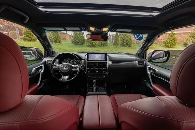 Photo of 2022 Atomic Silver Lexus GX 460