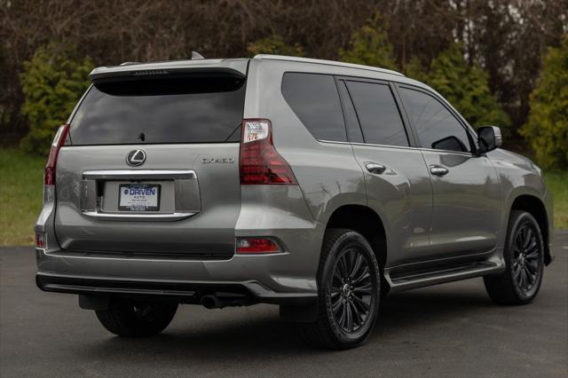 Photo of 2022 Atomic Silver Lexus GX 460