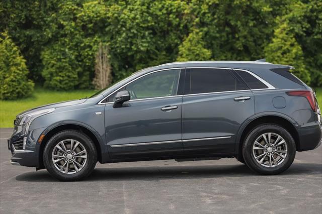Photo of 2021 Shadow Metallic Cadillac XT5