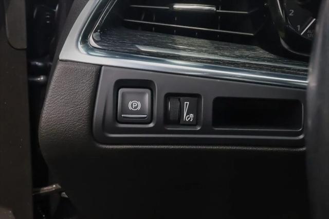 Photo of 2021 Shadow Metallic Cadillac XT5