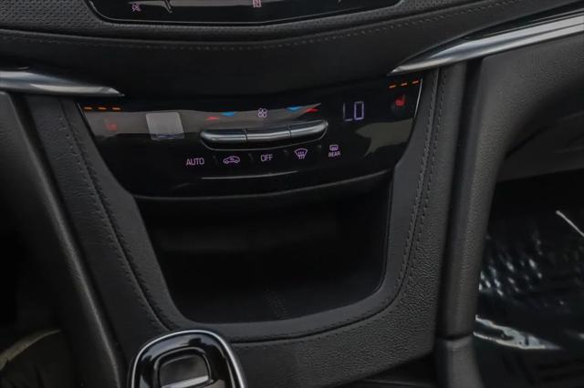 Photo of 2021 Shadow Metallic Cadillac XT5