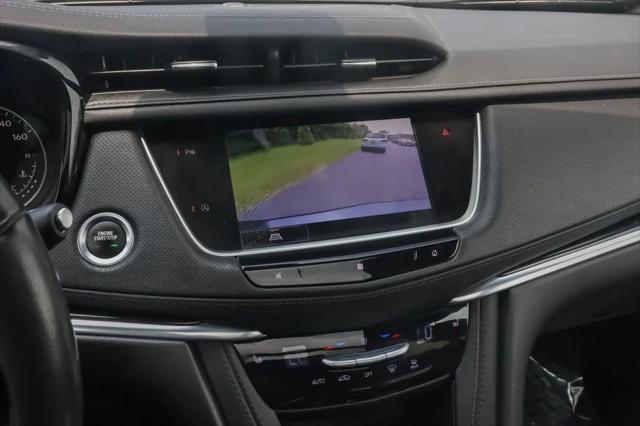 Photo of 2021 Shadow Metallic Cadillac XT5