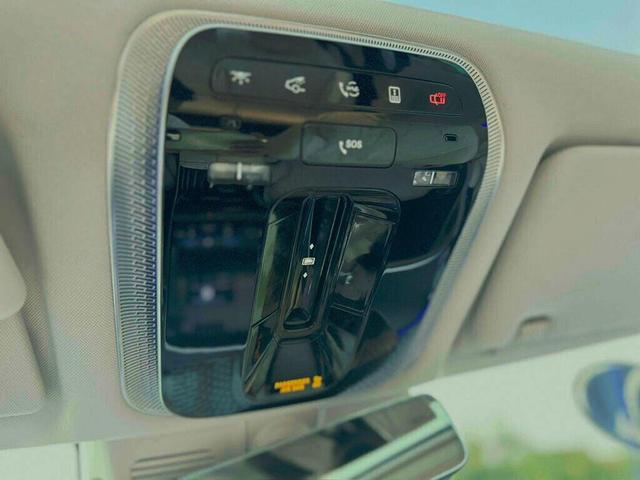 Photo of 2022 designo Diamond White Mercedes-Benz S-Class