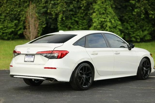 Photo of 2022 Platinum White Pearl Honda Civic