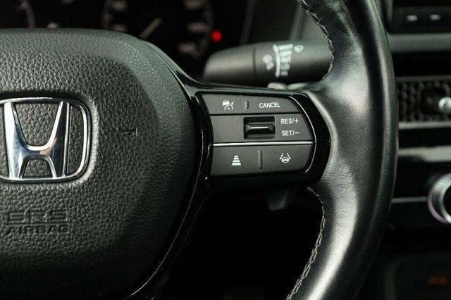 Photo of 2022 Platinum White Pearl Honda Civic