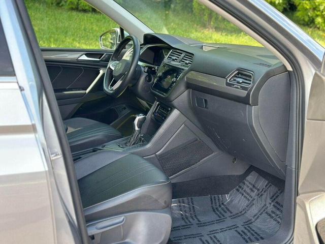 Photo of 2024 Pyrite Silver Metallic Volkswagen Tiguan