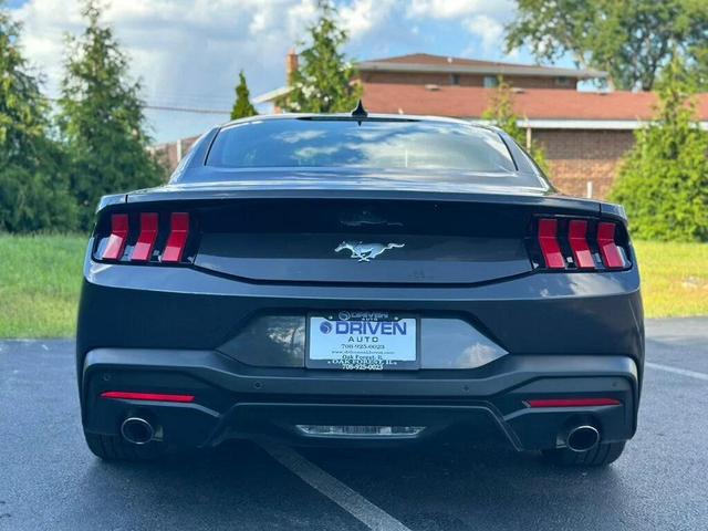 Photo of 2024 Dark Matter Gray Metallic Ford Mustang