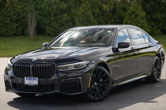 2022 BMW 740