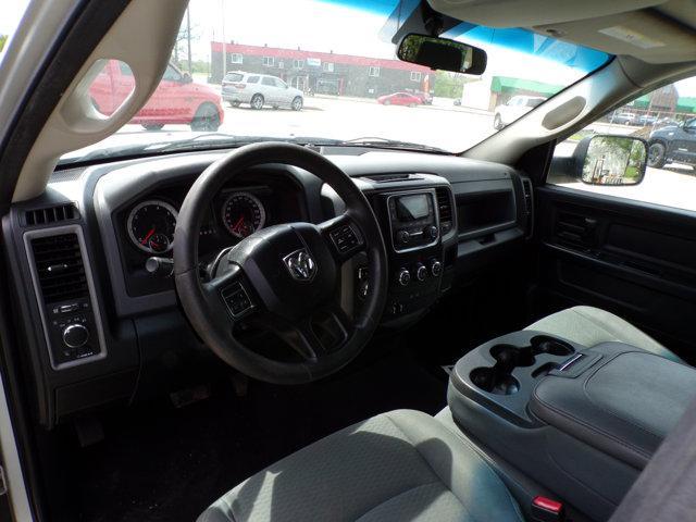 Photo of 2015 Bright Silver Metallic Clearcoat RAM 1500