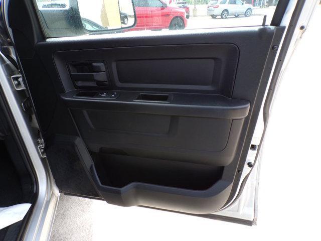 Photo of 2015 Bright Silver Metallic Clearcoat RAM 1500