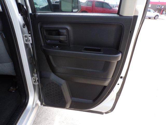 Photo of 2015 Bright Silver Metallic Clearcoat RAM 1500