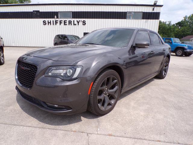 2021 Chrysler 300