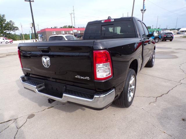 Photo of 2022 Diamond Black Crystal Pearlcoat RAM 1500