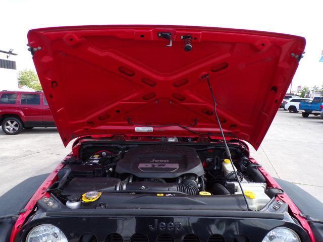 Photo of 2016 Firecracker Red Clearcoat Jeep Wrangler Unlimited