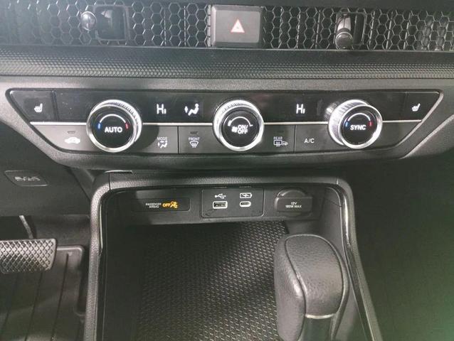 Photo of 2023 Crystal Black Pearl Honda CR-V