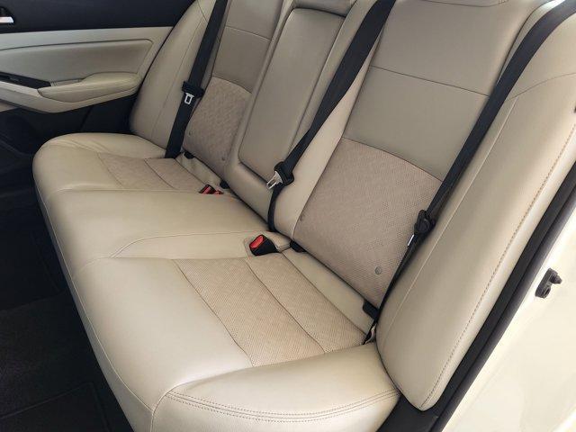 Photo of 2023 White Nissan Altima