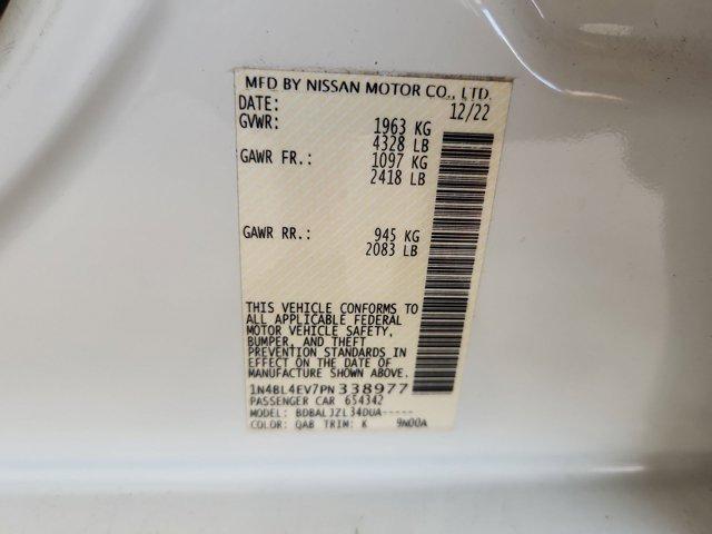 Photo of 2023 White Nissan Altima