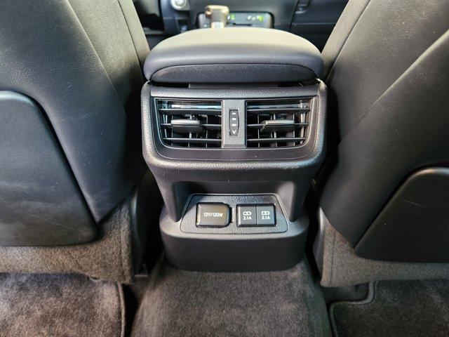 Photo of 2019 Silver Lining Metallic Lexus ES 350