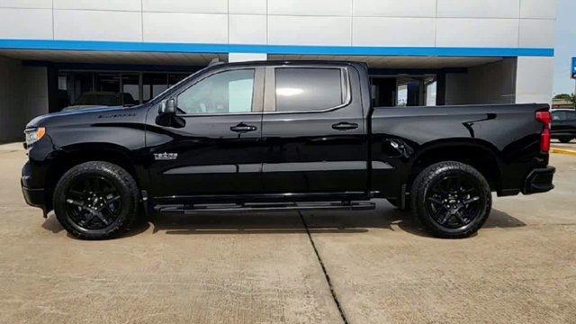 Photo of 2022 Black Chevrolet Silverado 1500