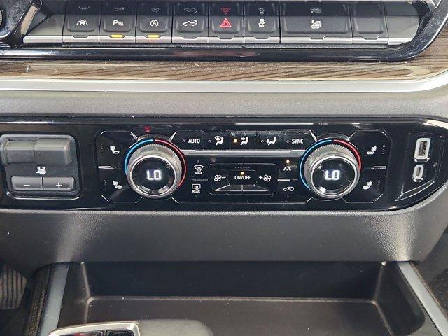 Photo of 2022 Black Chevrolet Silverado 1500