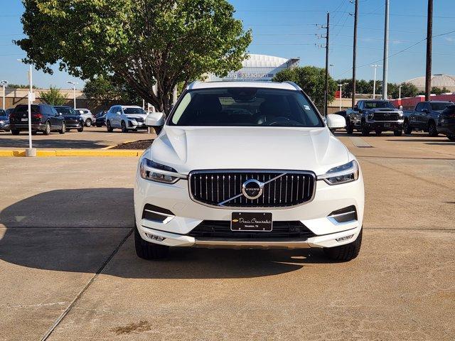 Photo of 2021 White Volvo XC60