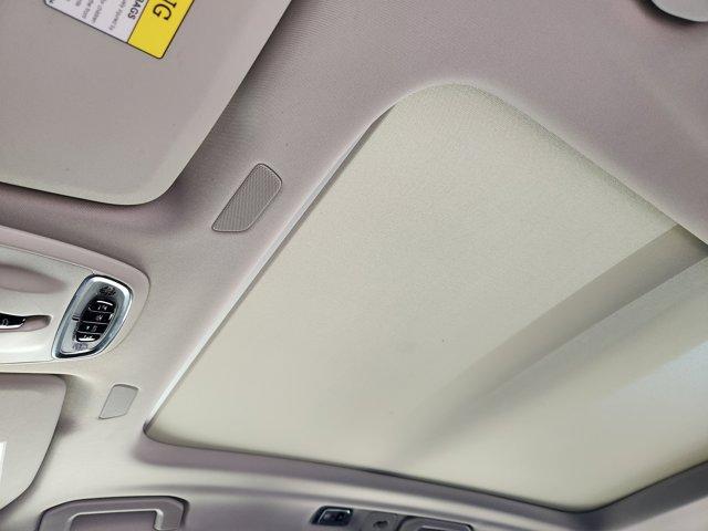Photo of 2021 White Volvo XC60