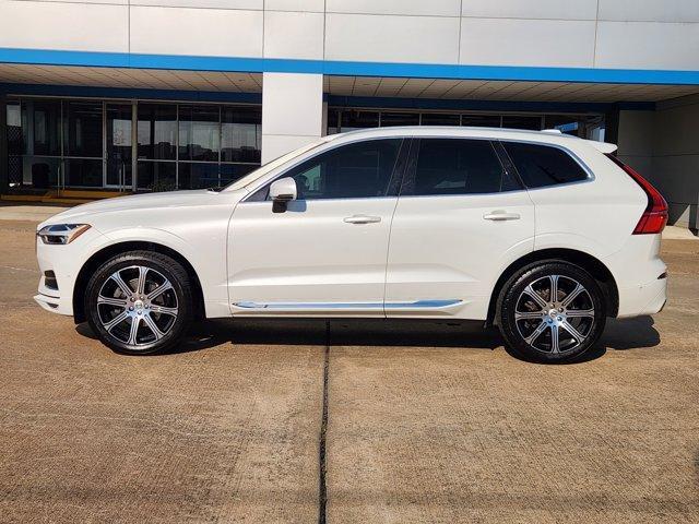 Photo of 2021 White Volvo XC60