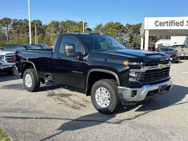 Photo of 2024 Black Chevrolet Silverado 3500