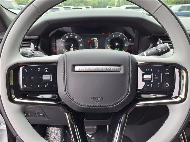 Photo of 2026 White Land Rover Range Rover Velar